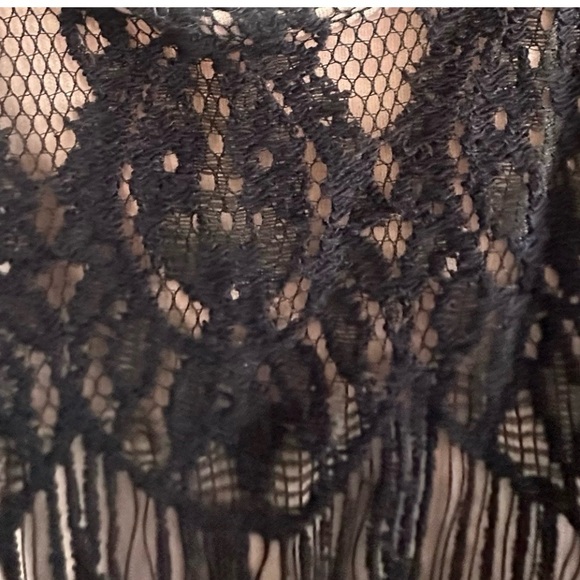 Rachael & Chloe Womens Sm Medium
Dress Black Beige Lace Overlay Long
Fringed Hem - Picture 7 of 7